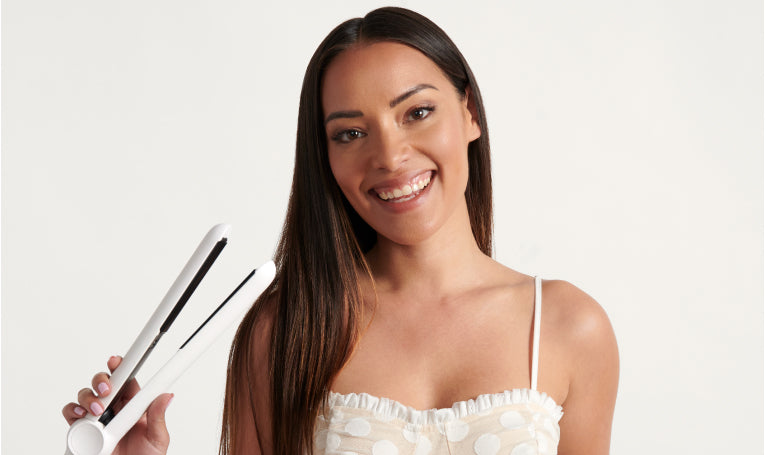 How to Style Frizzy Hair: Tips for Damage-Free Curling and Straightening